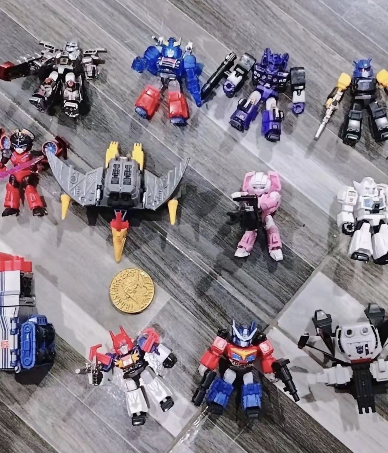 New In Stock Blokees Transform - đánh giá và giá Model Kit Optimus