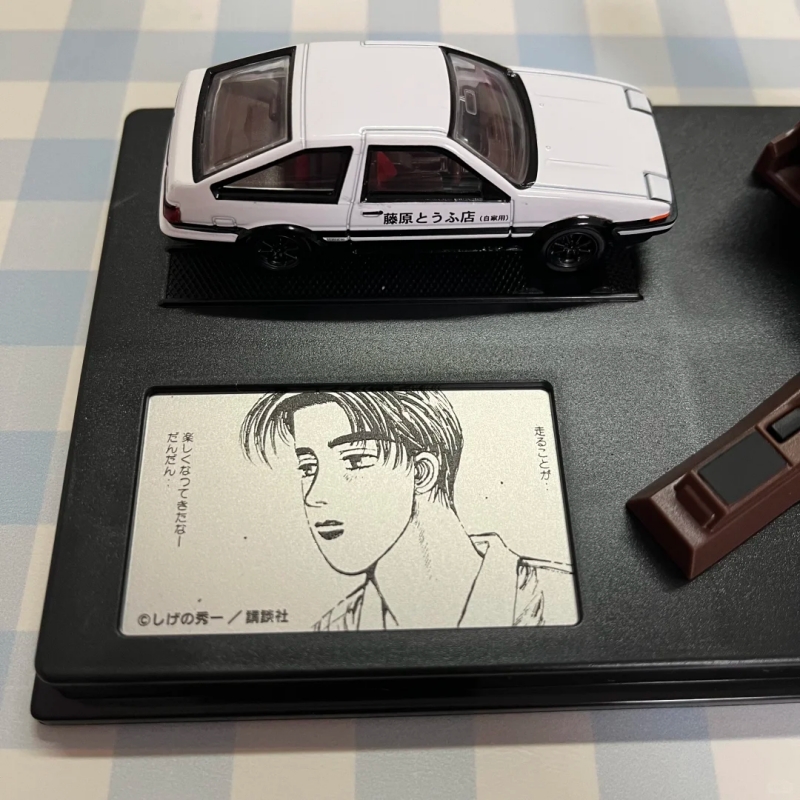 Takara Tomy Tomica Initial D T - đánh giá và giá Model Kit Ae86