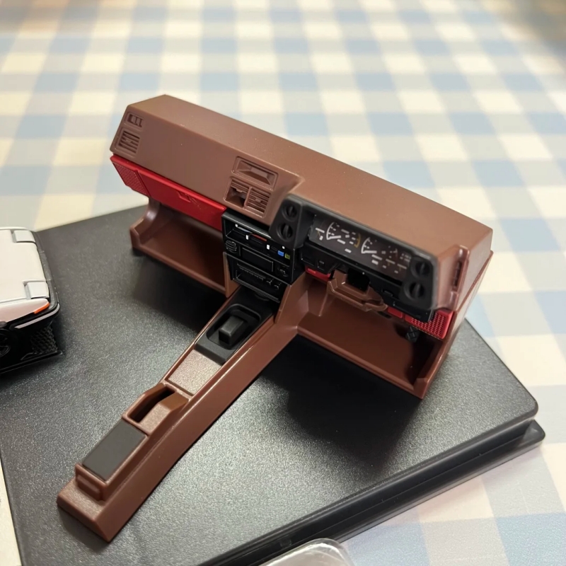 Takara Tomy Tomica Initial D T - đánh giá và giá Model Kit Ae86