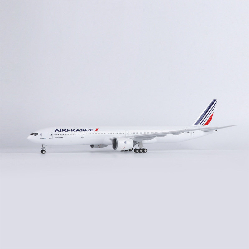 1/150 Large Scale Plane 47cm F - đánh giá và giá Model Kit Resin