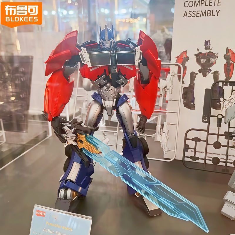 Blokees Transformers Optimus P - đánh giá và giá Model Kit Optimus